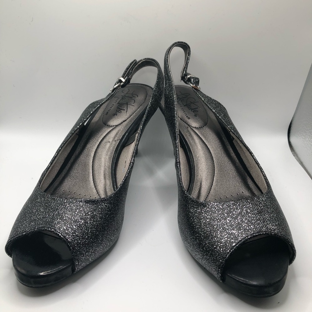 Life Stride Soft System black/silver comfort elegant heels. Size 7.5 M EUC